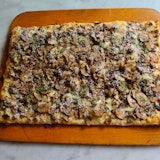Unmushrooms (Whole pie, cut in 8 slices)